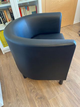 Butaca negra polipiel Ikea