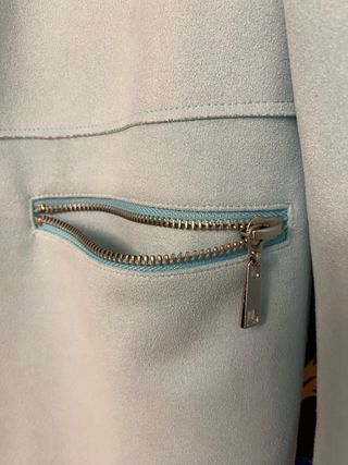 Chaquetón azul y blanco talla 42