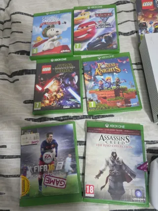 Xbox One S Blanca + 2 Mandos + Juegos