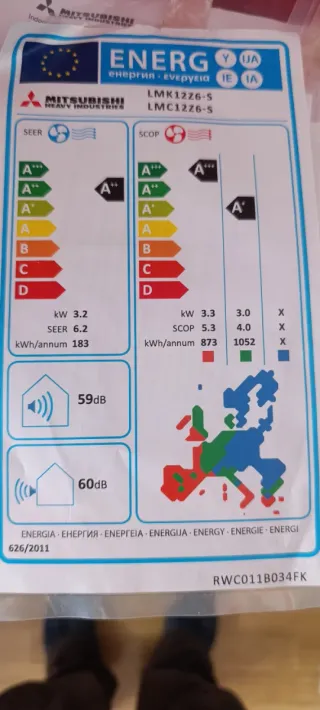 Mitsubishi Aire Acondicionado 2700 frigorias