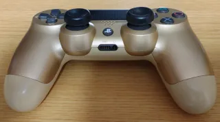 Mando PS4 Dorado
