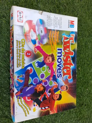Juego Twister Moves CD
