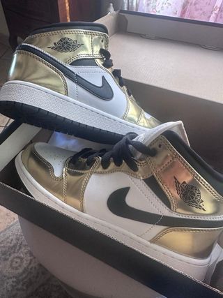 Scarpe Nike Jordan Oro Bianco indossate una volta