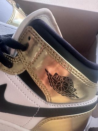 Scarpe Nike Jordan Oro Bianco indossate una volta