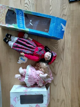 Bambole in porcellana