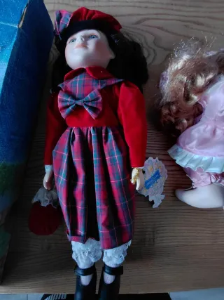 Bambole in porcellana