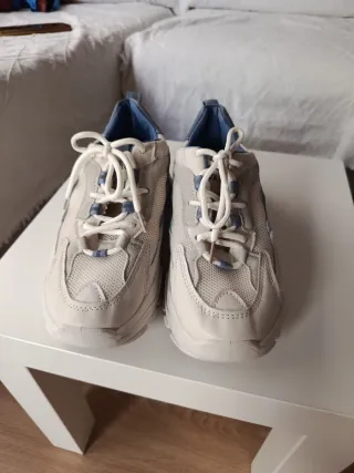 Zapatillas Fashion Beige y Azul