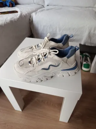 Zapatillas Fashion Beige y Azul