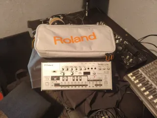 Roland TB-03 Bass Line Sintetizador