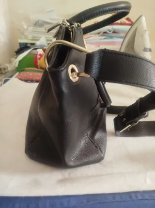 Bolso Guess Negro Auténtico