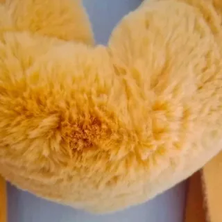 Sciarpa senape con pelliccia