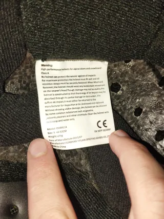 Casco verde para niños