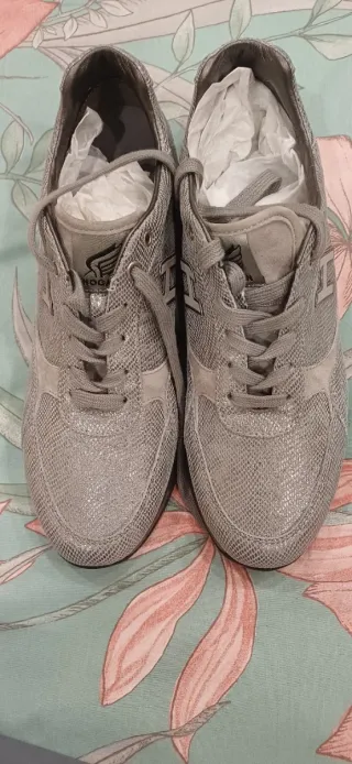 HOGAN ORIGINALI MAI STATE UTILIZZATE