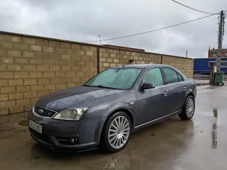 Ford Mondeo 2004