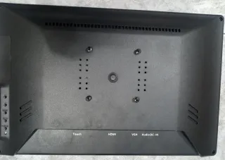 Pantalla Táctil Premier 15.6 Panorámica