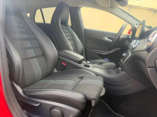 Mercedes-Benz Clase CLA 2018