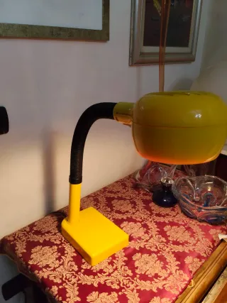 Lampada EMMEDI FLEX B Magistretti Gialla