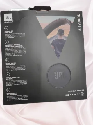 Auriculares JBL Live 660NC Vermelho