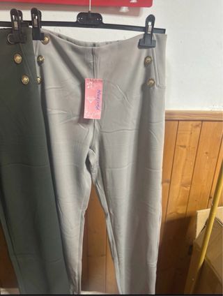 Lote 2 pantalones grises y verdes