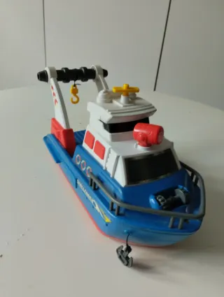 Barco de Juguete Challenger