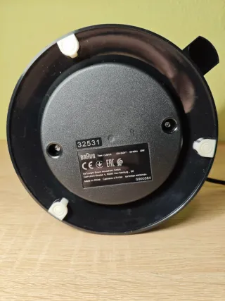 EXPRIMIDOR ELÉCTRICO BRAUN CJ301AI