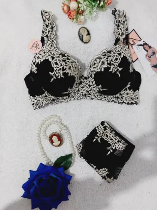 Conjunto Lencería Encaje Negro 95C