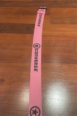 Cinturón rosa Converse