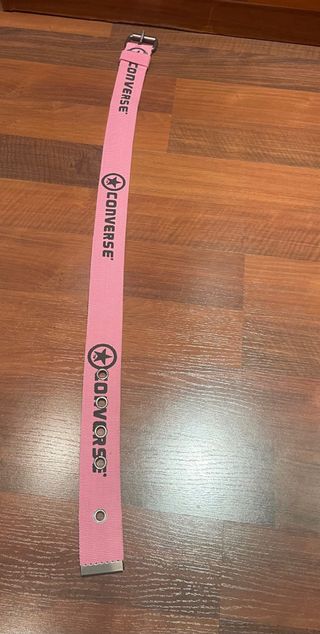 Cinturón rosa Converse