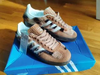 Zapatillas Adidas Samba Edición Especial
