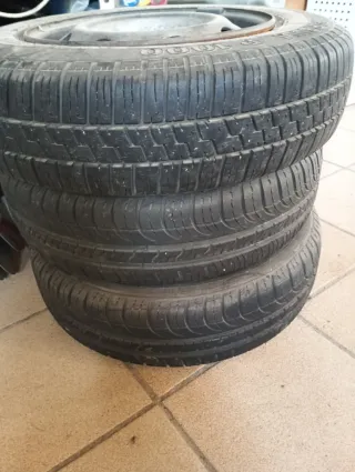 Neumático Pirelli 155/80 R 13