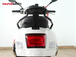 VESPA GTS 125 SUPERSPORT