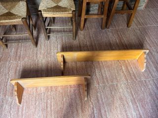 Estanterías de madera rústicas