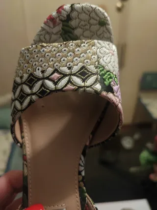 Sandalias Steve Madden Bordadas Multicolor