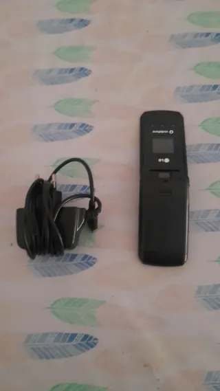 Teléfono Móvil LG KU450 Negro