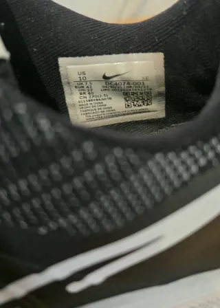 Nike Air Zoom Pegasus 38 Shield. Talla 42