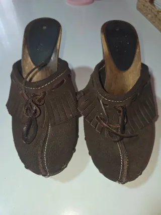 Zuecos Marrones Talla 36