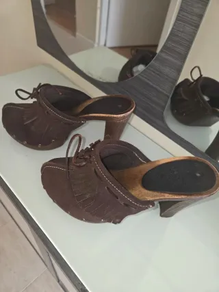 Zuecos Marrones Talla 36