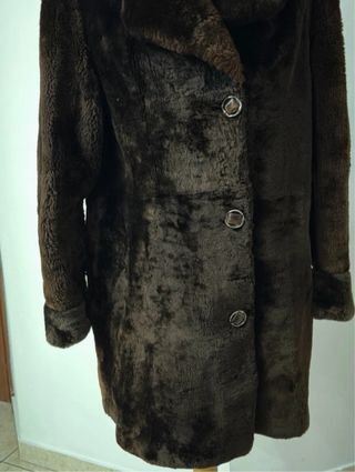 Cappotto in ecopelliccia marrone