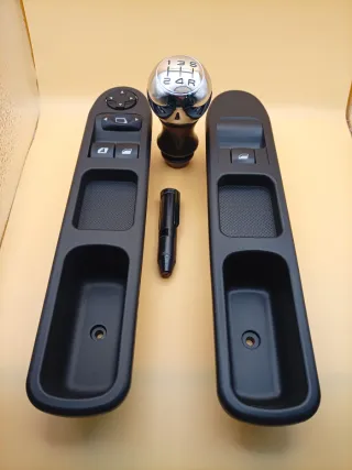 PEUGEOT 207 PACK POMO Y BOTONERAS