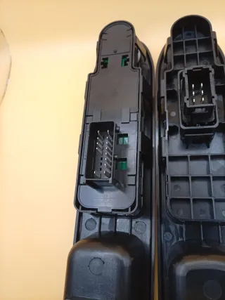 PEUGEOT 207 PACK POMO Y BOTONERAS