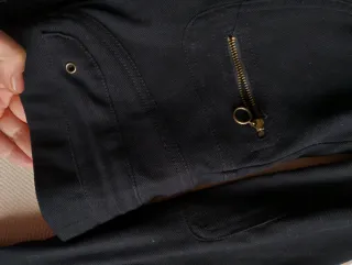 Chaqueta negra vaquera