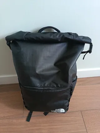 Mochila The North Face Negra base camp voyager 32l