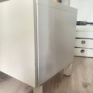 Mueble TV Blanco y Negro