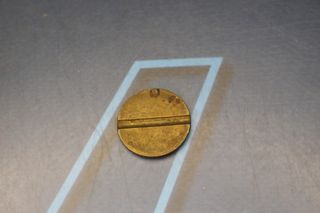 Antigua ficha, moneda cabina telefónica, teléfono. CTNE. 1961.