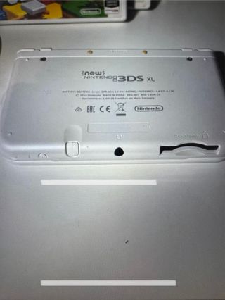 “New “Nintendo 3DS XL con doble IPS