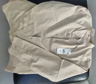 Camisa Mango Cuello Mao Beige Hombre. SIN ESTRENAR