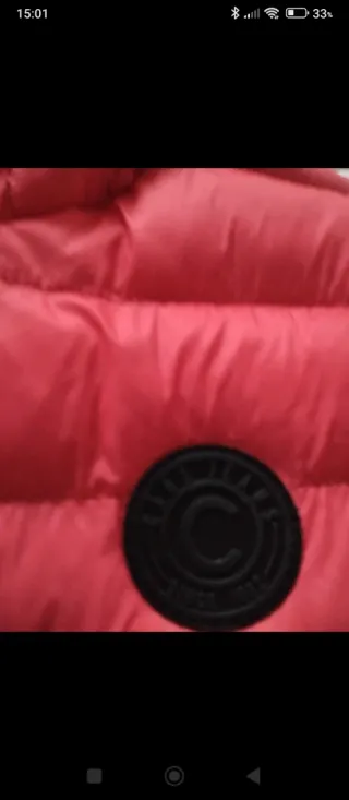 Chaqueta acolchada roja niño