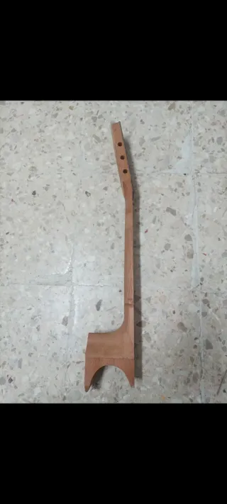 Mástil guitarra zurdo cutaway Tiro 65cm