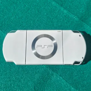 Sony PSP Slim & Lite 2000 Blanca