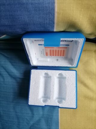 2 Cajas para guardar vacunas